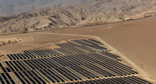 Luce nel Deserto: La Rivoluzione del Solare per l'Elettrificazione Rurale